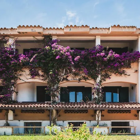 Onde Di Baja - L'appartamento Con Piscina Condominiale A Baja Sardinia Сasa de vacaciones *
